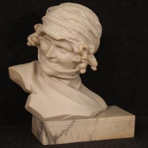 Scultura in marmo firmata del XX secolo