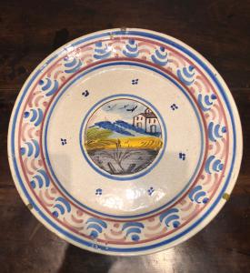 Majolica plate, Vietri manufacture. Campania.