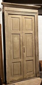 PTS902 - N. 3 lackierte Holztüren mit Rahmen, 19. Jahrhundert, Lichtmaß B 100 x H 233 cm