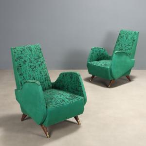 Due Poltrone Anni '50-'60 Rivestimento in Tessuto Verde con Fantasie Orientali