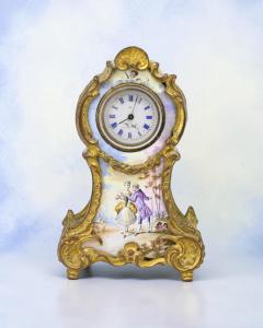 Orologio Da Tavolo in Bronzo Dorato con Smalti - Vienna XIX Secolo 