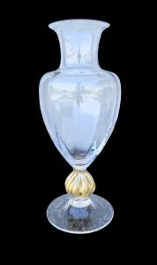 Vaso in vetro trasparente globulare con dettagli in foglia oro.Murano.