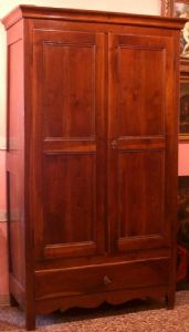 Piedmontese wardrobe from the 18th century