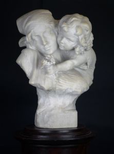 ESCULTURA DE MÁRMORE