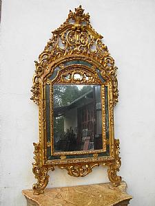 Espelho dourado