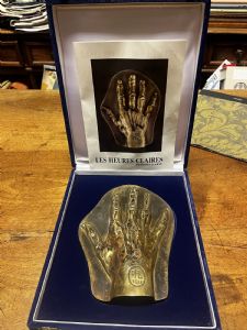 Mano destra del Maestro Salvador Dali