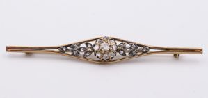 18k gold and diamond rosette brooch
