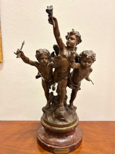 Tre Putti di bronzo dell'Ottocento