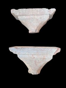 2 capitelli in marmo rosa di Verona
