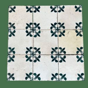 Ceramiche con fiori verdi 