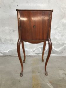 Louis XV walnut nightstand from the 1700s - Restored (work in progress)_car 1750