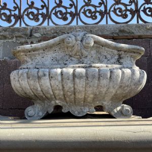 Vaso in marmo 