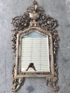 Antigo espelho Luís XVI em madeira esculpida - Restaurado (em andamento) car 1776
