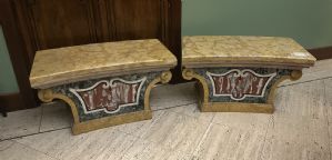Pair of 18th-century marble pedestals with inlaid inserts, cm 40 x 70 x 37