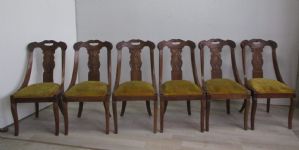 Conjunto de seis cadeiras estilo gôndola Carlos X em nogueira - restauro. Início do século XX.