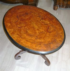 TAVOLINO OVALE