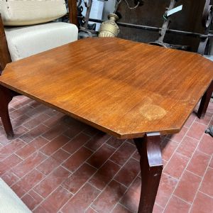Tavolino in legno