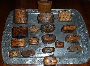 Sammlung alpiner Schnupftabakdosen