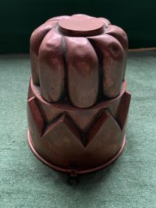 Kupferne Puddingform der Marke Trottier, Paris.