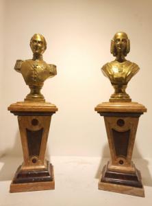 Paar kleine Büsten aus vergoldeter Bronze