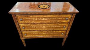 Lombard chest of drawers