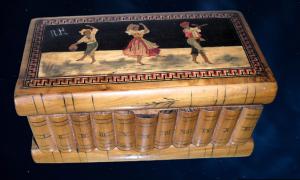 Jewelry box