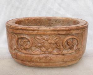 Elegante Acquasantiera ovale veneziana - 30 x 22 cm - Marmo rosso Verona - Venezia - xx secolo