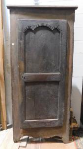 walnut cupboard to be restored, max dimensions 90 x 200