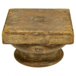 Antikes Holzkapitell - M/609 -