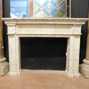 chm655 - Carrara white marble fireplace, 19th century, measures cm w 136 x h 98