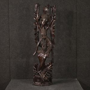 Grande scultura indonesiana del XX secolo