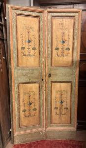 PTL712 - Porta umbra lacada e pintada, época de 1700, vão cm L 102 x A 204