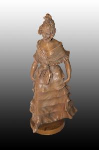 Bellissima scultura francese del 1800 firmata in terracotta raffigurante una Dama con elegantissimo vestito