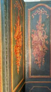 IMPORTANTE BIOMBO DE OITO PAINÉIS PINTADO COM TROFÉUS ALLEGÓRICOS - Foto 7
