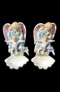 Par de ampolas de água benta em porcelana bisquit representando Anjo com criança. Franças. - Foto 6