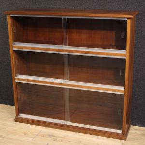 Italian design bookcase from the 1960s
