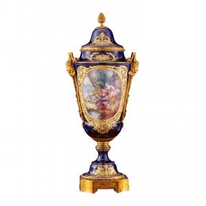 Vaso a Urna Sèvres Seconda Metà XIX Secolo