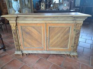 Credenza laccata del '700 toscana