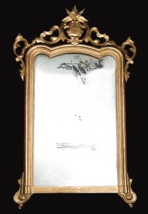 Antique Neapolitan Louis Philippe mirror in gilded and carved wood. 19th century.