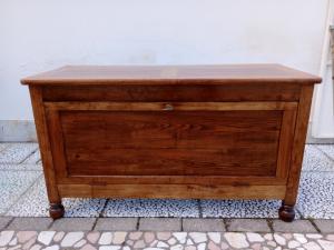 Arca, porta TV com abertura frontal. 126lx71,5ax54p
