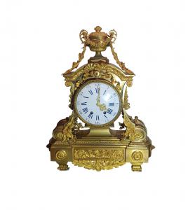 OROLOGIO A PENDOLO IMPERO IN BRONZO DORATO PRIMI DEL XIX SECOLO 