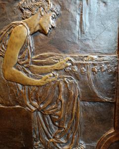 The Cradle is a bronze sculpture, created in 1906 by the artist Leonardo Bistolfi. (Measurements: 42 cm x 39 cm).  Era: 20th Century