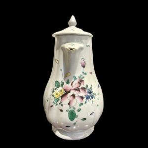 Majolica coffee pot with floral decoration in the third fire. Ferretti manufacture. Lodi.
