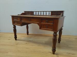 Walnut writing desk - desk with drawers - late 19th century