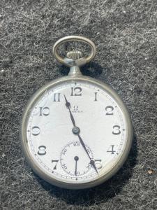 Metallene Taschenuhr-Chronograph. Omega, Schweiz.