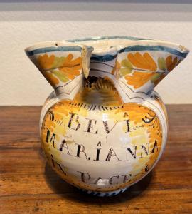 Brocca in maiolica Urbania, XVIII secolo
