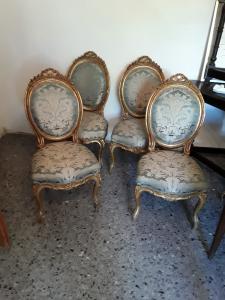 Vier prächtige, goldene Stühle Carlo X mit Medaillon und Schleife Carlo X Lucca H96xSitz H47xT 45x B50, Zertifikat, gesetzliche Garantie