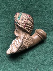 Pipa in terracotta com figura maschile barbuta.Manifattura Gambier,modello Jacob.Parigi.