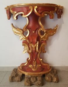 Console in legno laccato e dorato