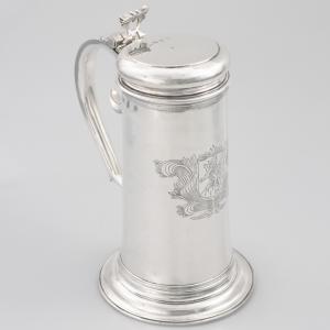 Garrafa em prata esterlina Carlos II, prateiro IB, Londres, 1680